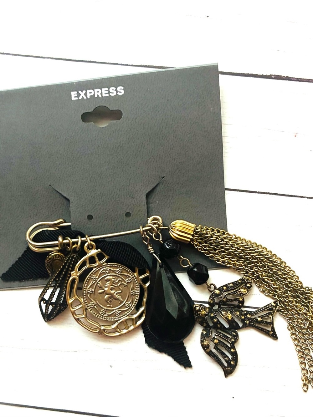 NEW NWT Express Gold Black Pin Charm Brooch Bird Coin Tassel Whimsygoth $24.90